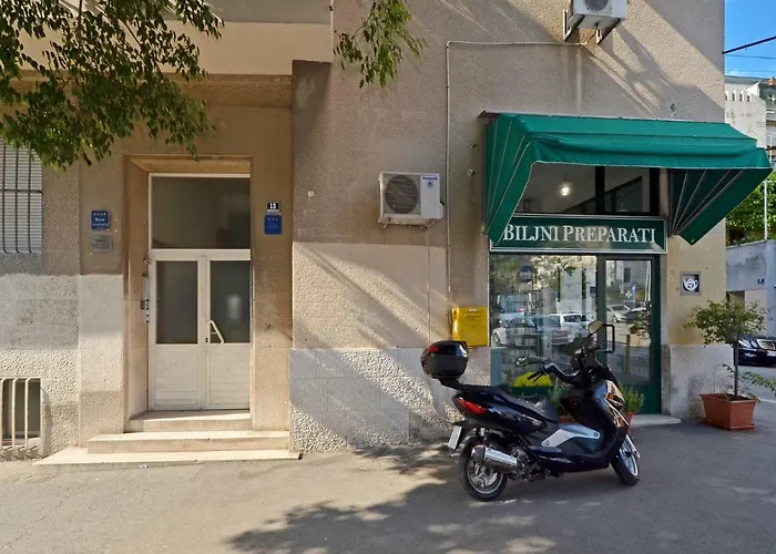 Apartment Zagrebacka 13 Split